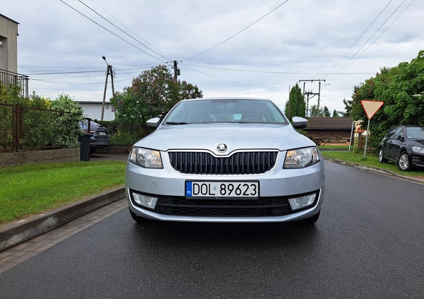 Skoda Octavia cena 26999 przebieg: 337780, rok produkcji 2014 z Syców małe 211